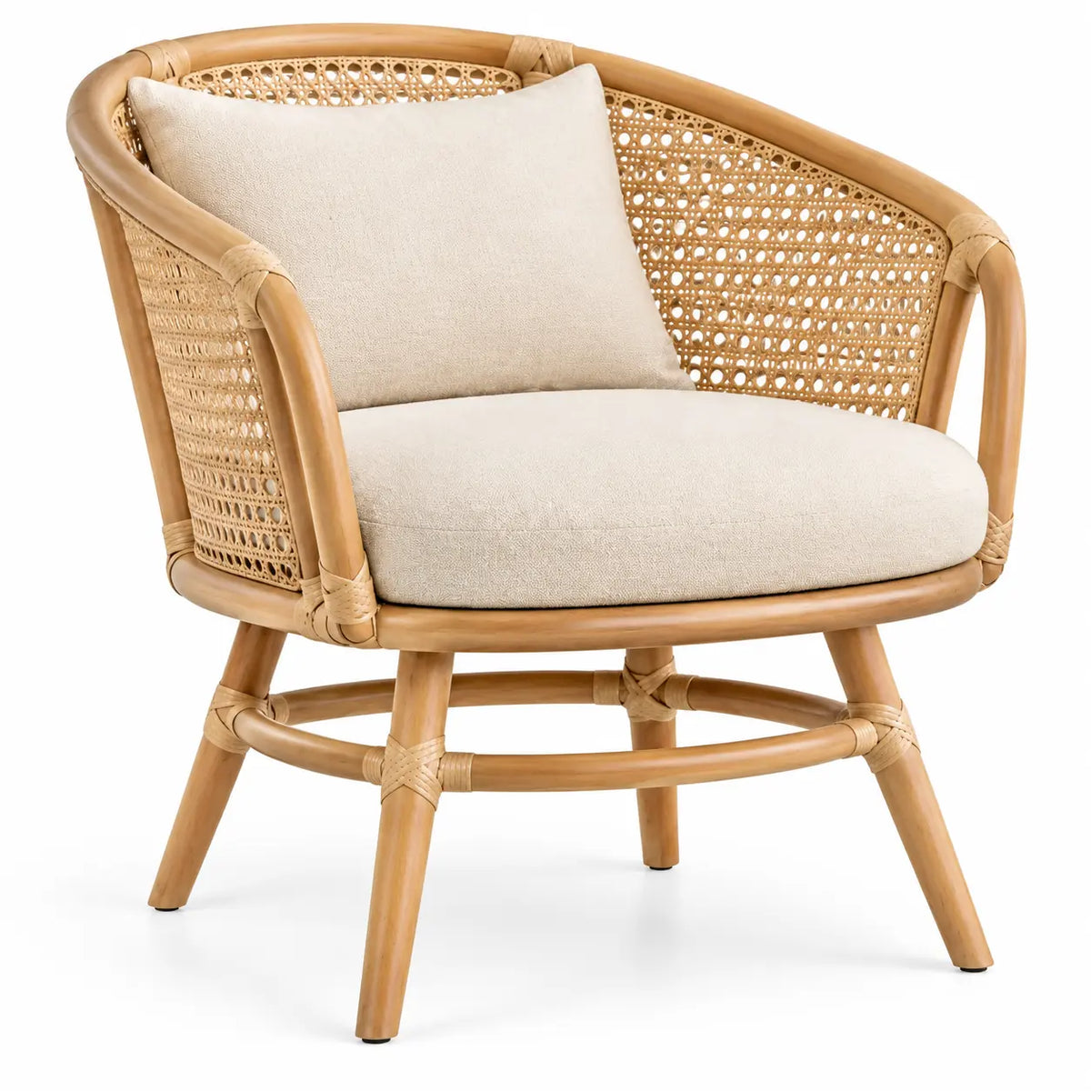 Sillón con estructura abierta con detalles de entramado, beige y marrón